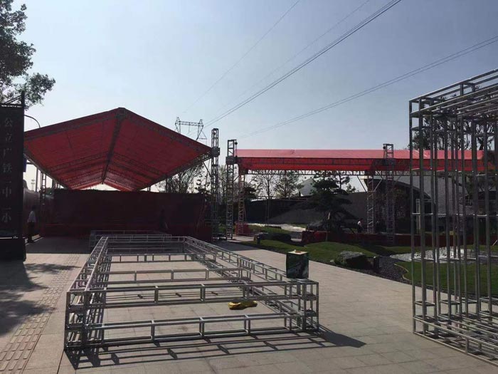 活動(dòng)臨時(shí)舞臺(tái)搭建的操作規(guī)范