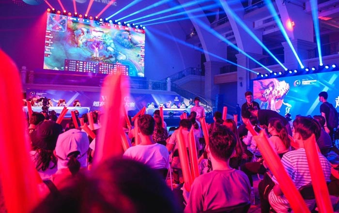 1%的演出改編節(jié)目就能讓年會活動嗨翻全場!